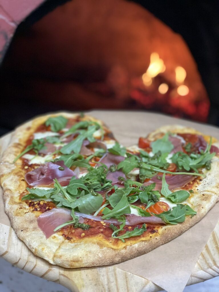 wood-fired pizza Crete